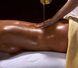 Thiphaine massage sexy à Guidel
